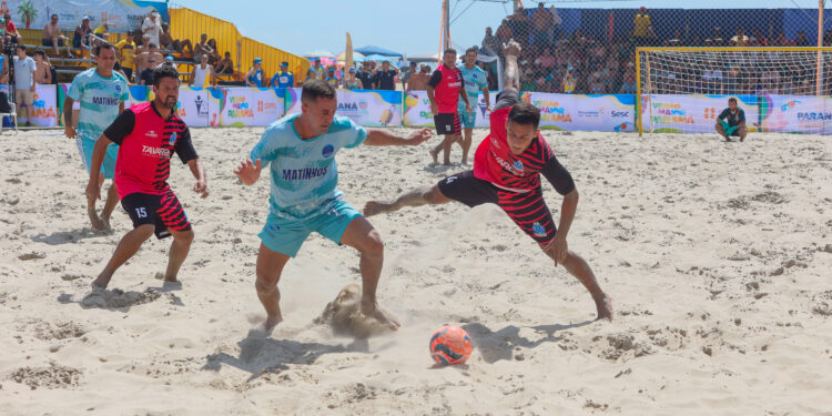 Futebol das Estrelas com ídolos paranaenses marca início do calendário esportivo no Litoral