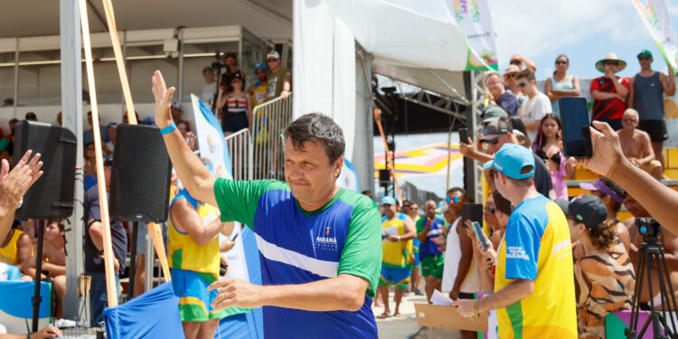 Futebol das Estrelas com ídolos paranaenses marca início do calendário esportivo no Litoral