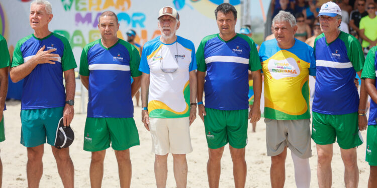 Futebol das Estrelas com ídolos paranaenses marca início do calendário esportivo no Litoral