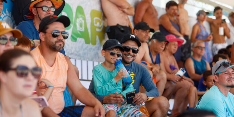 Futebol das Estrelas com ídolos paranaenses marca início do calendário esportivo no Litoral