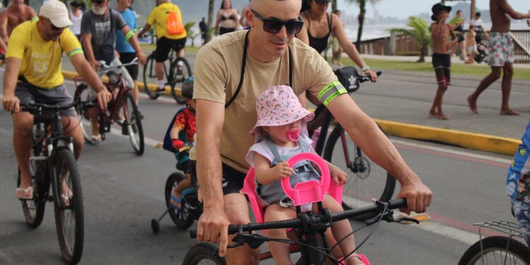 Passeio ciclístico é opção de exercício e lazer dentro do Verão Maior Paraná