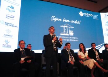 Evolução constante da Portos do Paraná é destaque em seminário sobre direito portuário