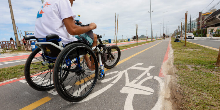 Com avanços na drenagem, revitalização da Orla de Matinhos alcança 92%