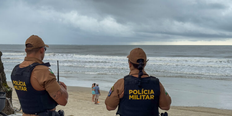 Primeiros 20 dias de verão têm queda de furtos e roubos no Litoral