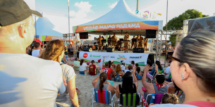 Primeiros 20 dias de verão têm queda de furtos e roubos no Litoral