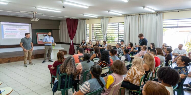 Rede estadual volta às aulas na segunda-feira, com novos professores e 908 mil alunos