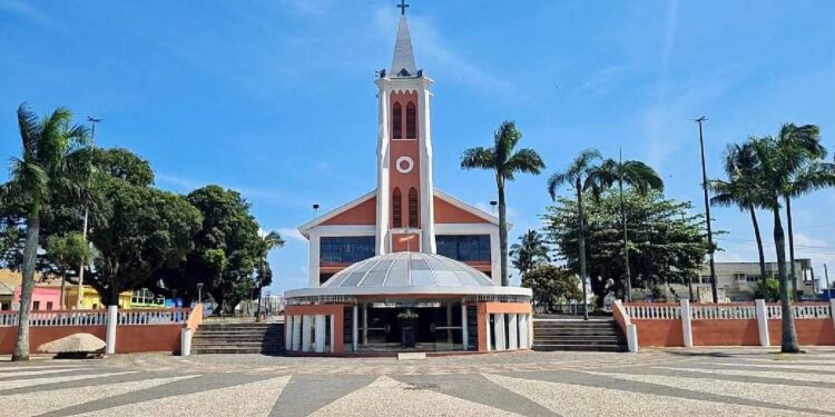 Cerca de 200 romeiros descerão a Serra do Mar a pé até o Santuário do Rocio