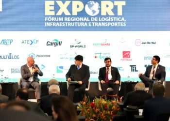 Portos do Paraná apresenta benefícios da temporada de cruzeiros no Sul Export 2024
