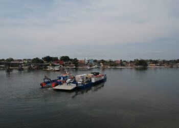 Balsa para Ilha dos Valadares passa por manutenção preventiva de rotina