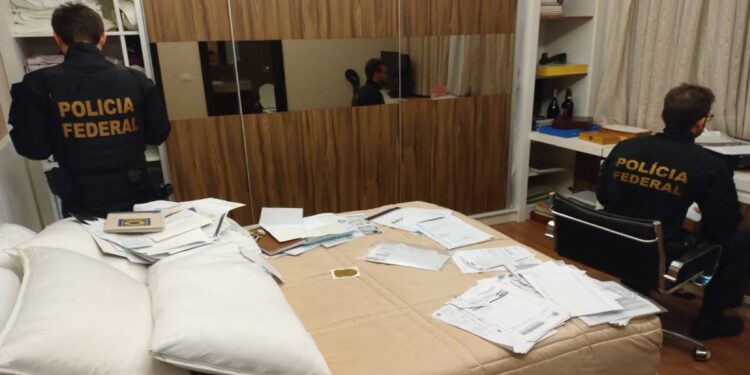 Polícia Federal deflagra a operação Moto-Perpétuo
