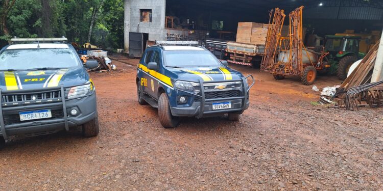 PRF e a PCPR cumpriram seis ordens judiciais contra organização ligada a roubo de carga