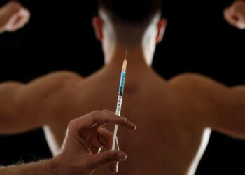 O perigo dos anabolizantes: quando a busca pelo corpo perfeito ameaça a saúde