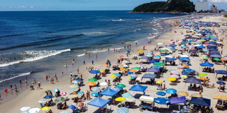 Litoral atendeu expectativas de mais de 90% dos turistas, mostra pesquisa