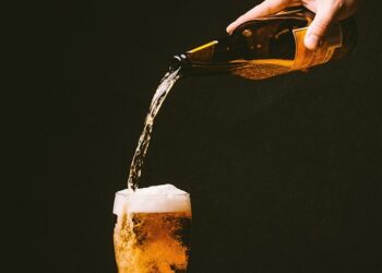 A doença em que seu intestino vira uma cervejaria e te deixa bêbado