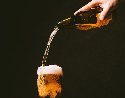 A doença em que seu intestino vira uma cervejaria e te deixa bêbado