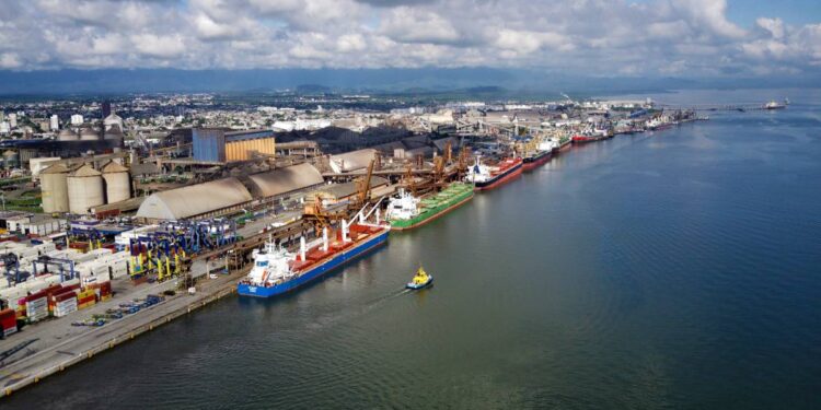 Em março, Portos do Paraná registra oitavo mês de recordes