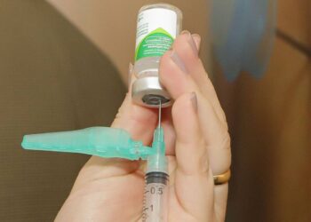 Com a chegada do frio, Saúde esclarece dúvidas sobre a gripe e importância da vacinação