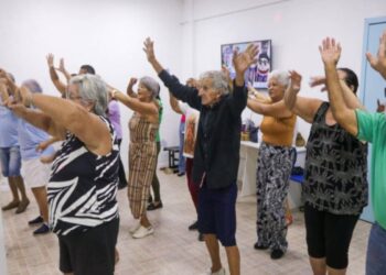 Programa EnvelheSer realizou 46 mil atendimentos em Paranaguá