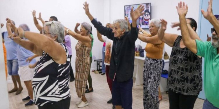 Programa EnvelheSer realizou 46 mil atendimentos em Paranaguá