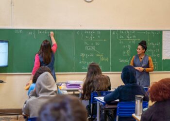 Nova campanha alerta comunidade escolar sobre importância da frequência