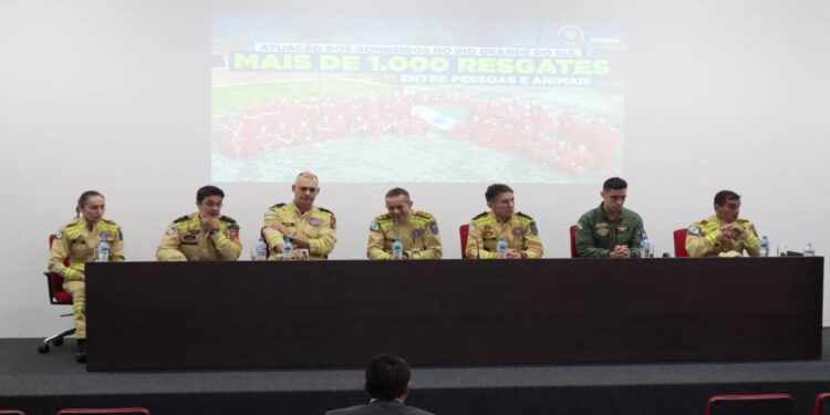 Bombeiros detalham trabalho no RS e classificam como a ‘maior tragédia em que já atuaram’