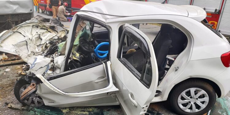 [VÍDEO] Família de Ponta Grossa morre em grave acidente na PR-407 no litoral do estado