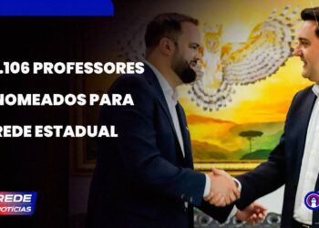 [VÍDEO] Governador assina decreto de nomeação de 1.106 professores para rede estadual
