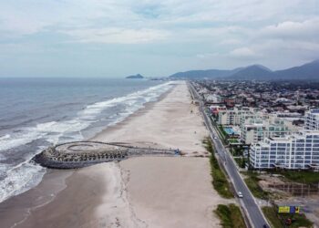 Com avanço na microdrenagem, obras da Orla de Matinhos atingem 94,13% de conclusão