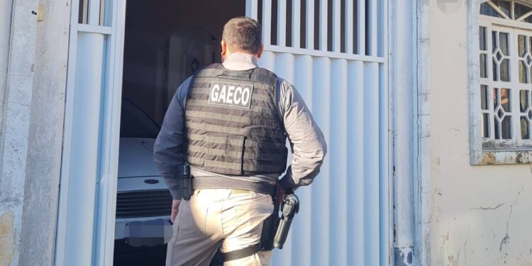 Gaeco deflagra a Operação Prumo II em Morretes e Paranaguá contra uma policial militar