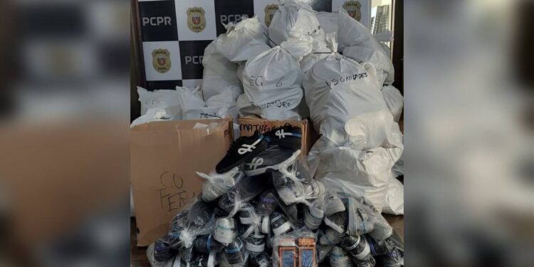 PCPR e Procon apreendem 700 pares de calçados falsificados em Curitiba e Ponta Grossa
