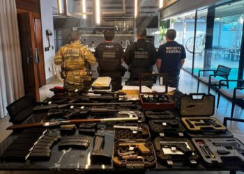 Receita Federal e PF realizam operação contra contrabando e lavagem de dinheiro