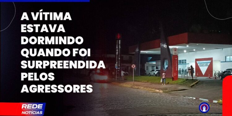 [VÍDEO] Homem é atingido na cabeça por golpe de facão enquanto dormia