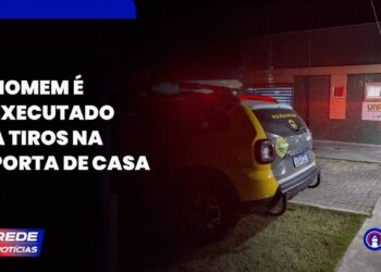 [VÍDEO] Homem alvejado por disparos de arma de fogo no portão de casa não resistiu aos ferimentos