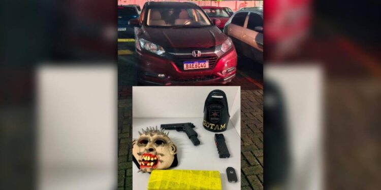 [VÍDEO] Carro levado durante roubo em posto de combustíveis em Paranaguá é recuperado