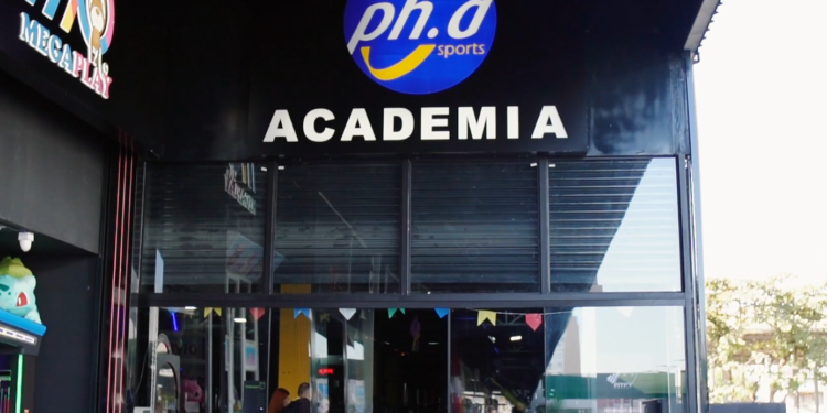 [VÍDEO] Academia PHD Sports é o novo empreendimento para prática de atividade física em Paranaguá