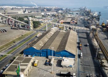 Há 67 anos Porto de Paranaguá conta com área exclusiva para cargas do Paraguai