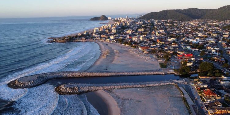 Novo boletim da orla: revitalização de Matinhos atinge 94,33% em junho