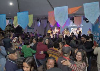 [VÍDEO] Conheça os projetos sociais na Associação Mandicuera com o mestre fandangueiro, Aorélio Domingues