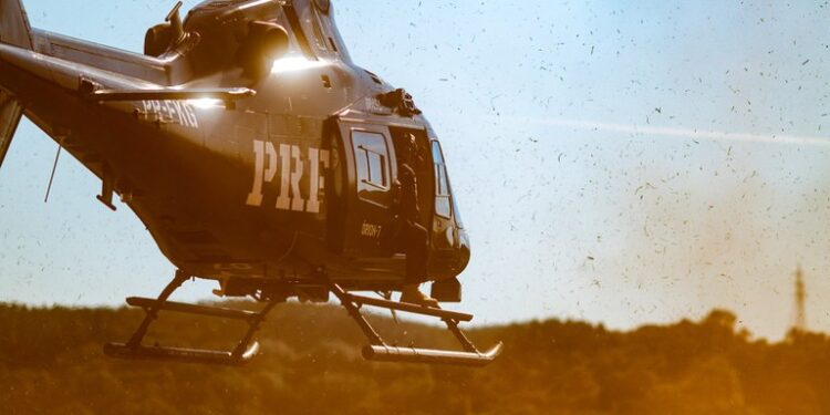 Retorno do serviço aeromédico da PRF no Paraná completa um ano