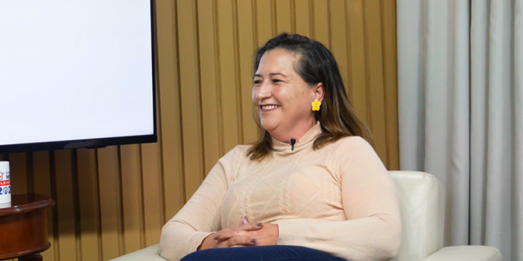 [VÍDEO] Confira a entrevista do Cleusa do Povo, Candidata a Prefeita de Pontal do Paraná