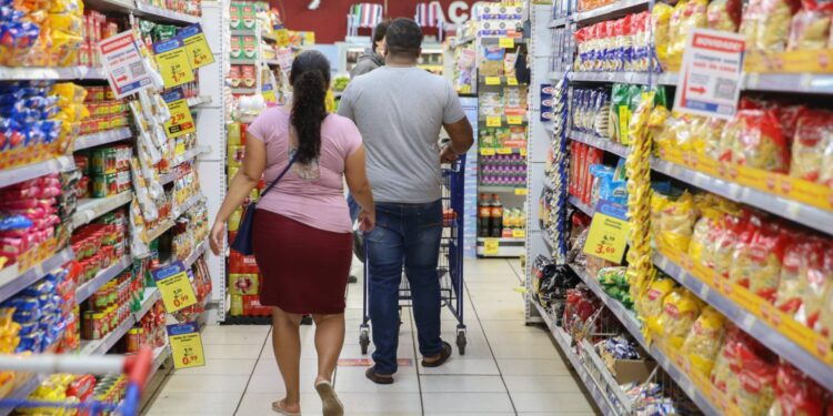 Preços de alimentos e bebidas no Paraná têm segunda queda consecutiva em agosto