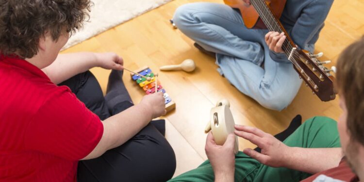 [VÍDEO] 15 de setembro foi celebrado o Dia Nacional do Musicoterapeuta