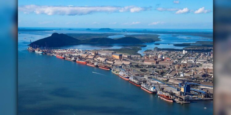 [VÍDEO] Portos do Paraná atingem novo recorde mensal com crescimento nas importações