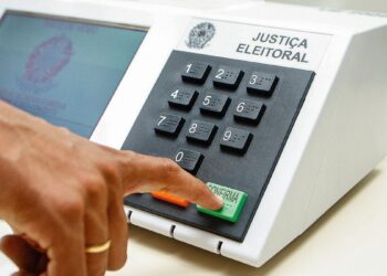 [VÍDEO] Juiz Eleitoral de Paranaguá traz orientações gerais para os eleitores