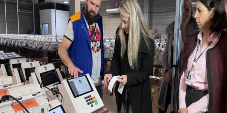 Zonas Eleitorais iniciam geração de mídias e preparação das urnas nesta quinta-feira, 19