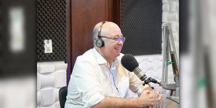 [VÍDEO] Entrevista exclusiva com Dr. Adalberto Araújo, vereador reeleito em Paranaguá