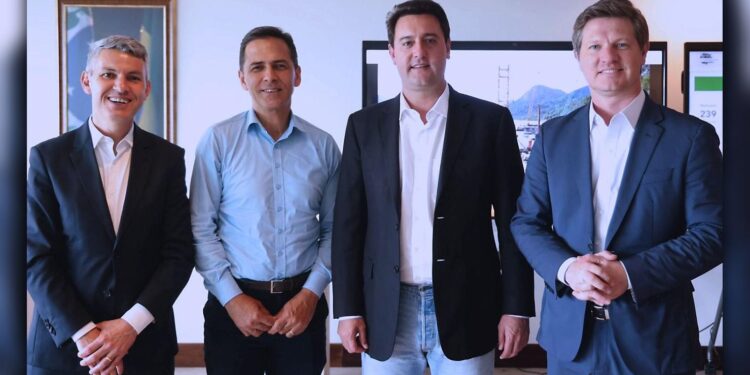 Adriano Ramos e governador do Paraná Ratinho Junior se reúnem para debater futuros projetos em prol de Paranaguá