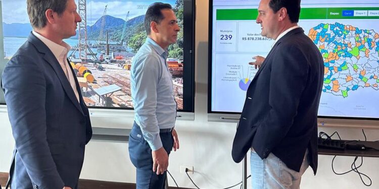 Adriano Ramos e governador do Paraná Ratinho Junior se reúnem para debater futuros projetos em prol de Paranaguá