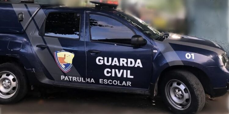 Acusado de abusar sexualmente de uma mulher em terreno baldio  é detido por agentes da Patrulha Escolar em Paranaguá
