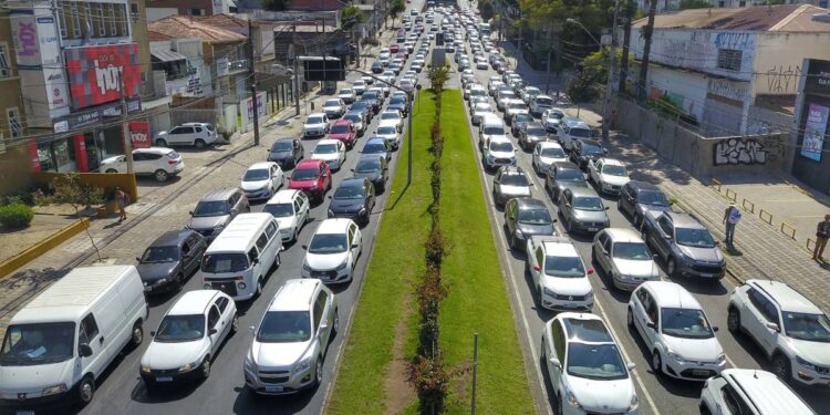 Paraná decide não incluir cobrança do novo DPVAT no IPVA e licenciamento de 2025